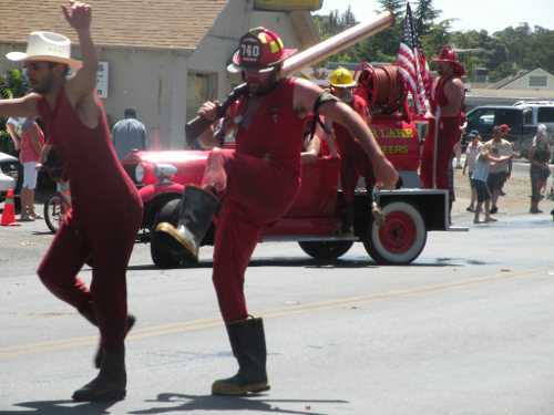 070613tatumfirefighters1