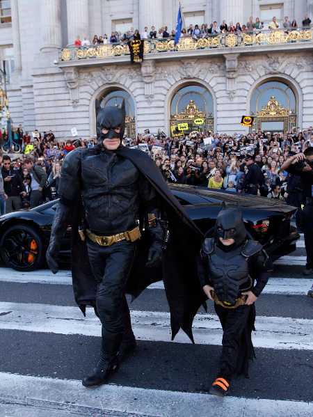 111513batkid1