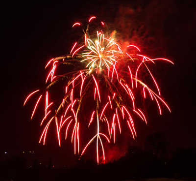 070416kjfireworks3