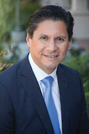Lake County News,California - Eloy Ortiz Oakley named chancellor of the  California Community Colleges